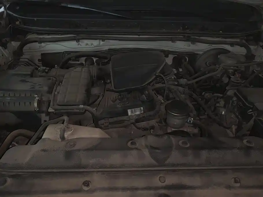 Toyota Land Cruiser Prado 2015 2.7L AT Standard
