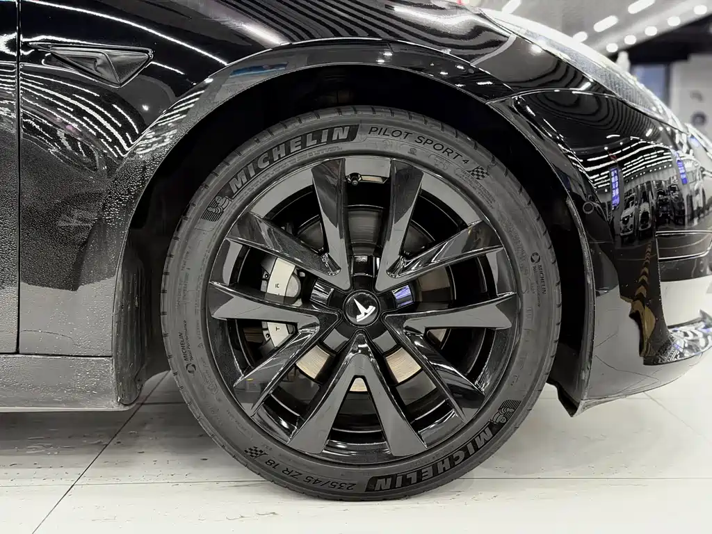 Tesla Model 3 — фотографии объявления, Фото 18