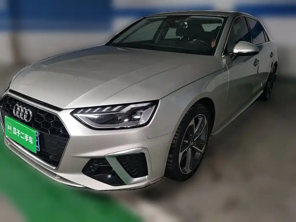 Купить Audi A4L