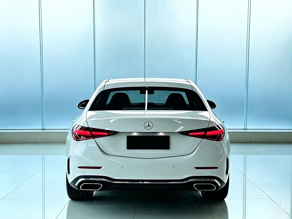 Mercedes-Benz C-Class — миниатюра 5
