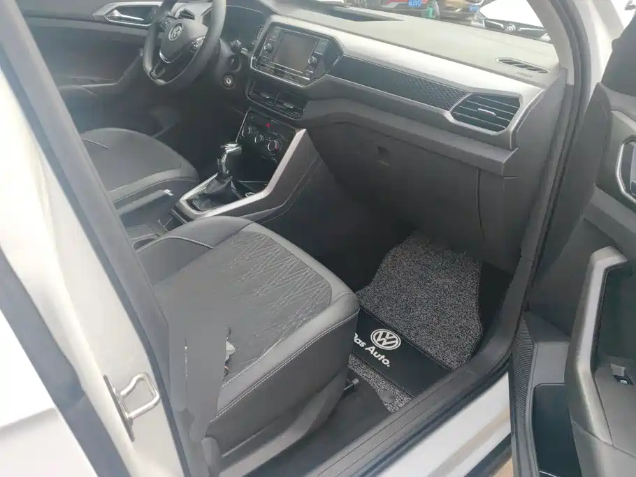Volkswagen T-Cross — миниатюра 8