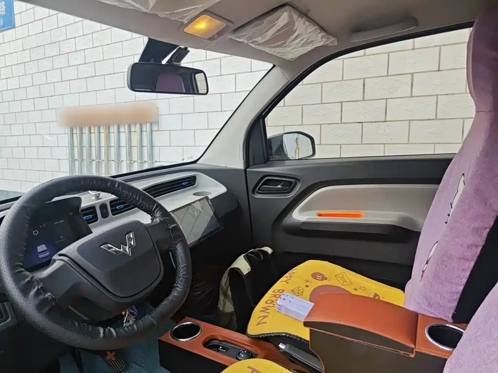 Wuling MINIEV — миниатюра 19