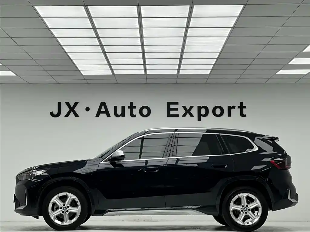 BMW X1 2023 sDrive20Li X