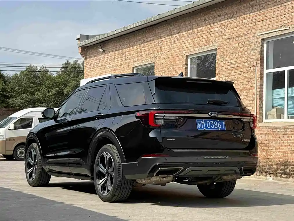 Ford Explorer — миниатюра 25