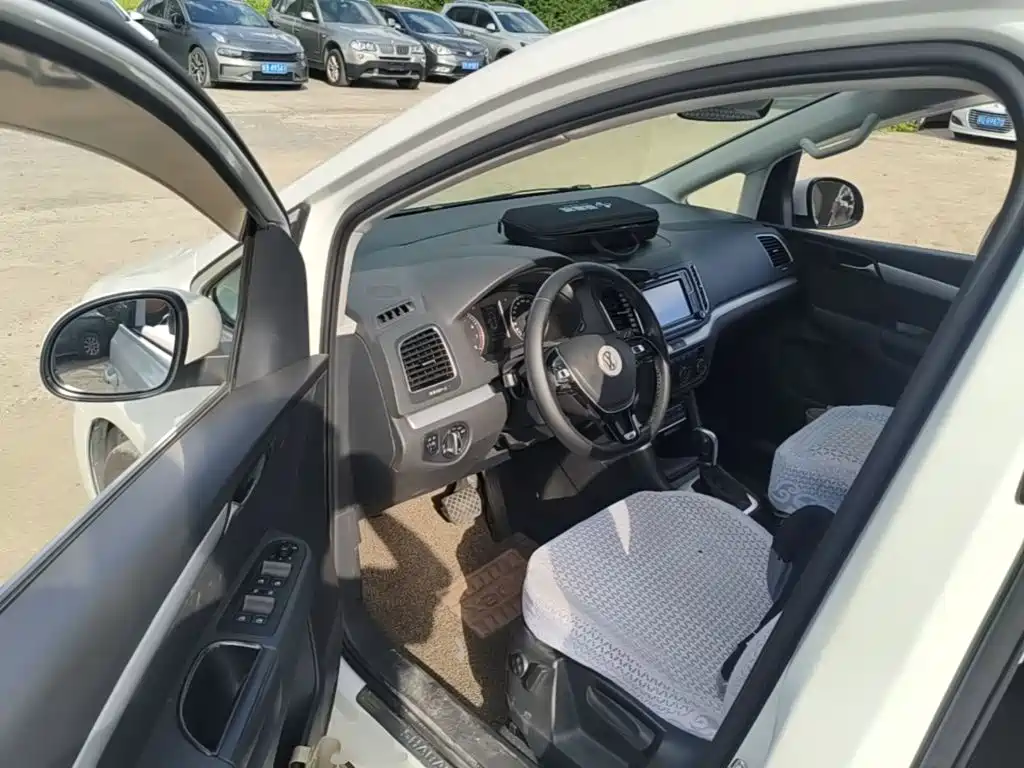 Volkswagen Sharan — миниатюра 16