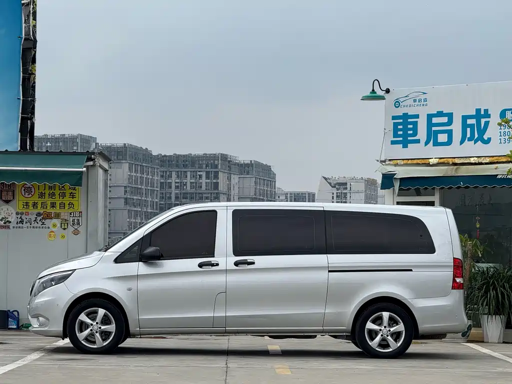 Mercedes-Benz Vito — миниатюра 3