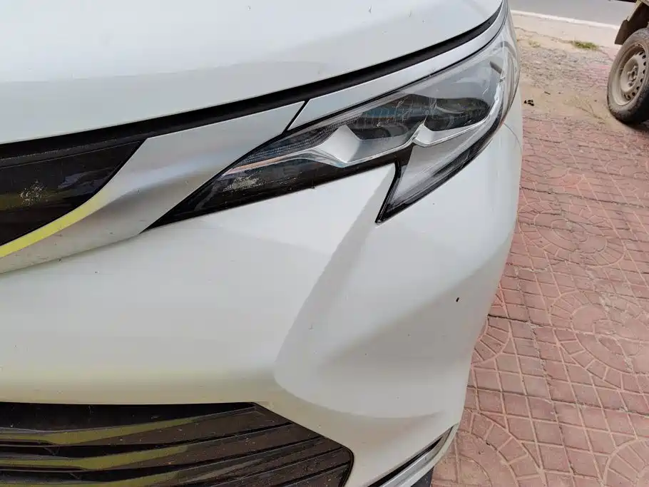 Toyota Sienna — миниатюра 5