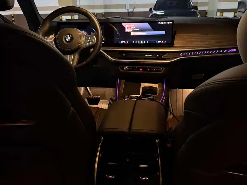 BMW X5 2023 xDrive 40Li M Sport