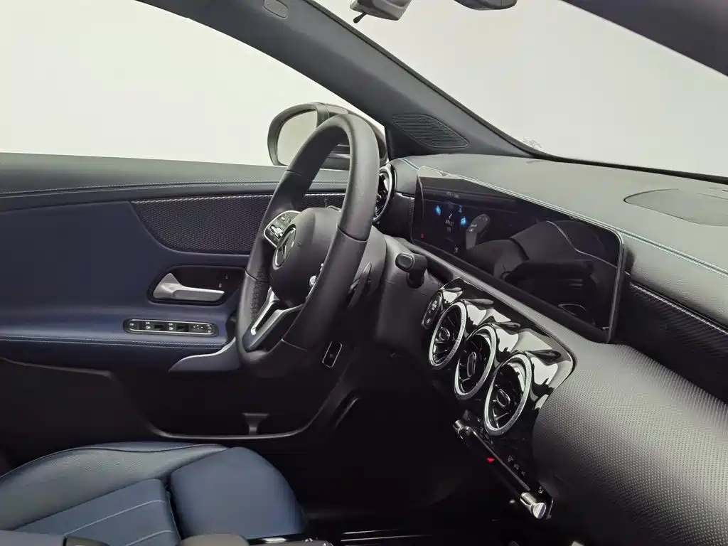 Mercedes-Benz A-Class — миниатюра 22