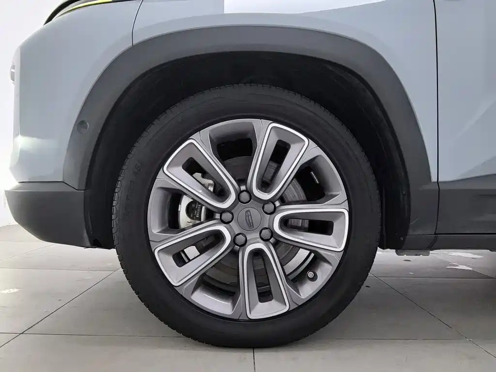 Geely Icon — миниатюра 17