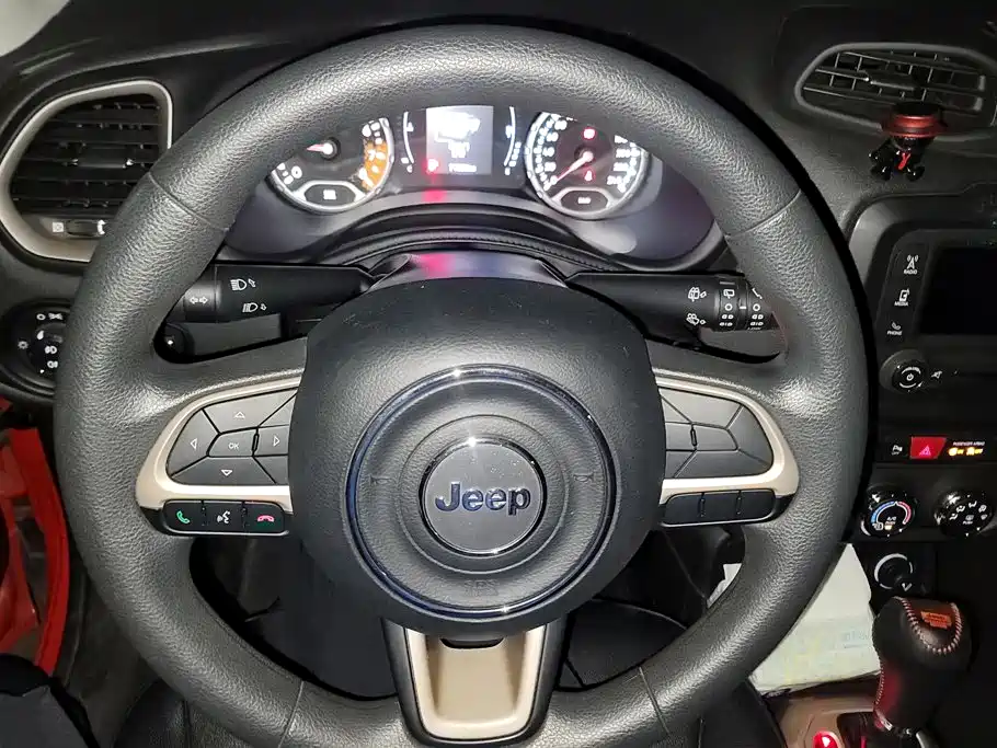 Jeep Renegade — миниатюра 15