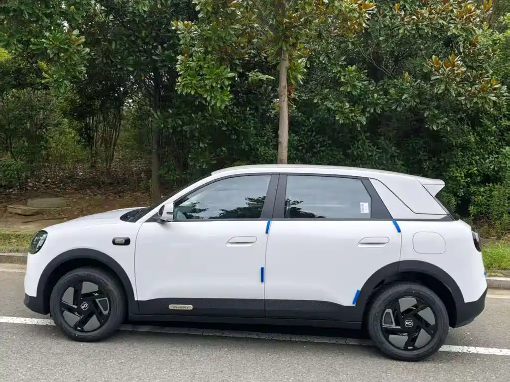 Chery QQ QQ3 EV — миниатюра 3