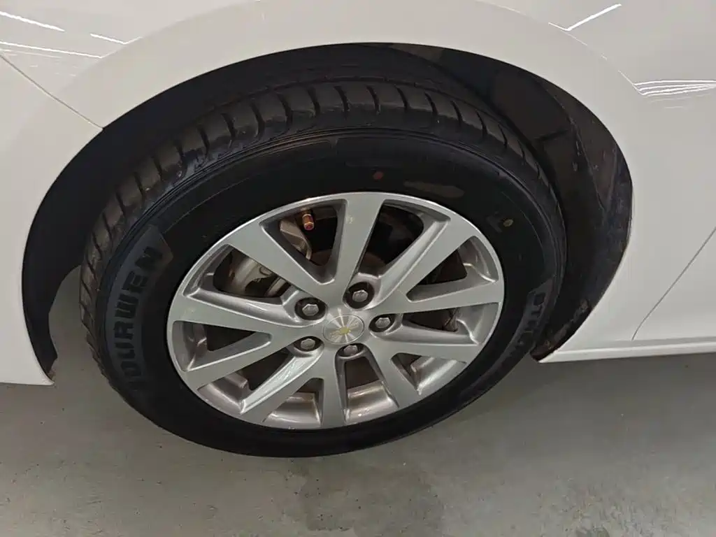 Chevrolet Malibu — миниатюра 23