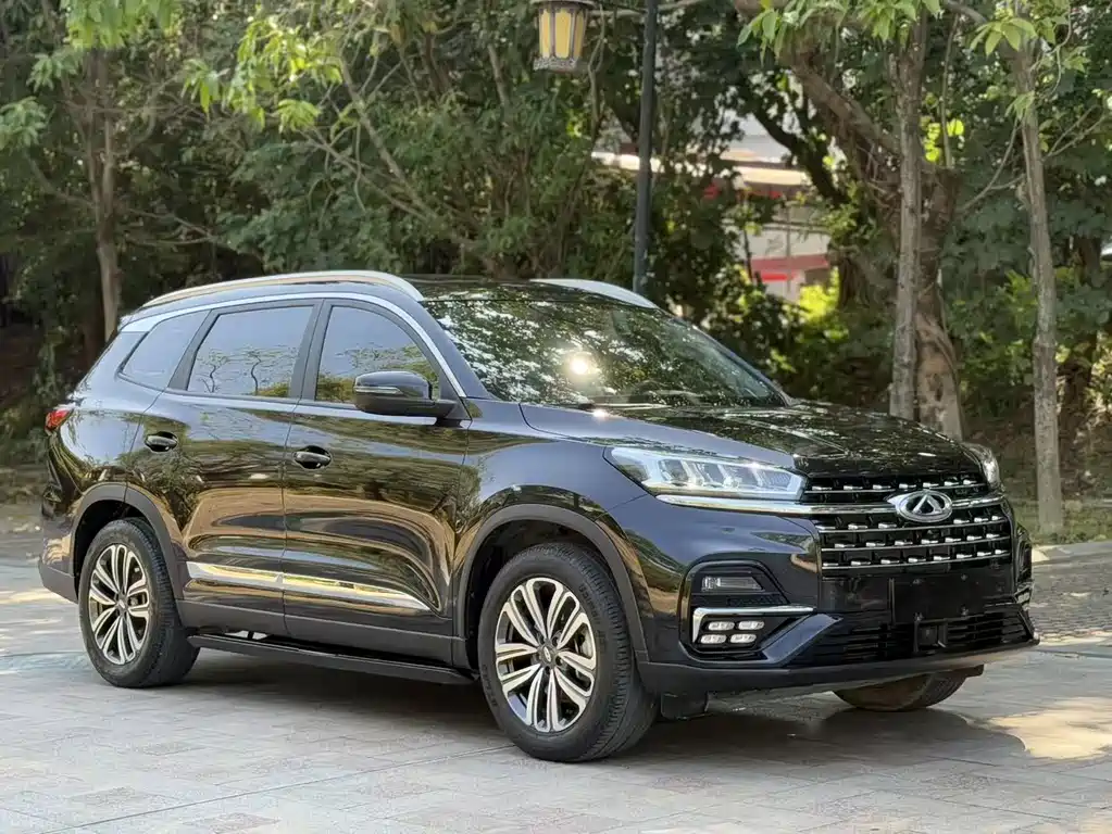 CHERY TIGGO 8
