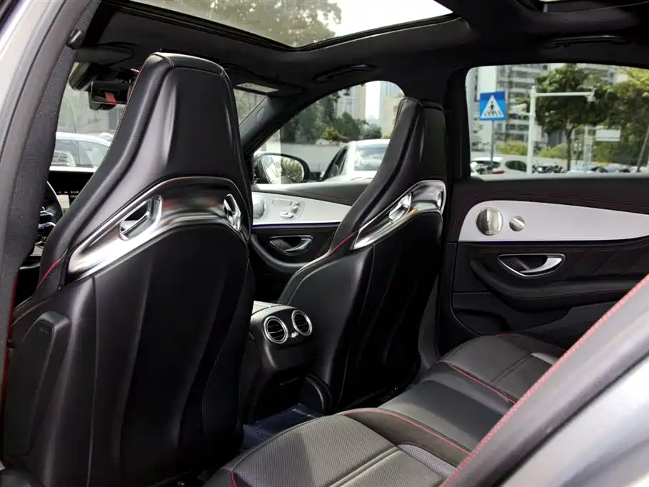 MERCEDES-BENZ E CLASS AMG