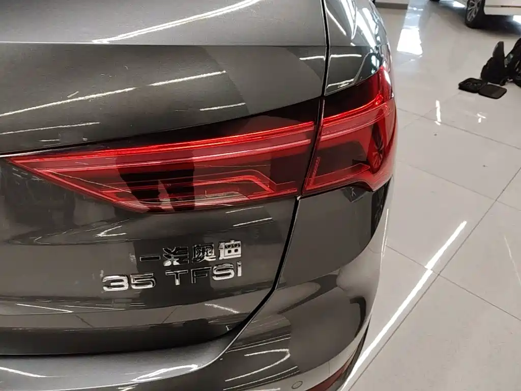 Audi Q3 — миниатюра 8