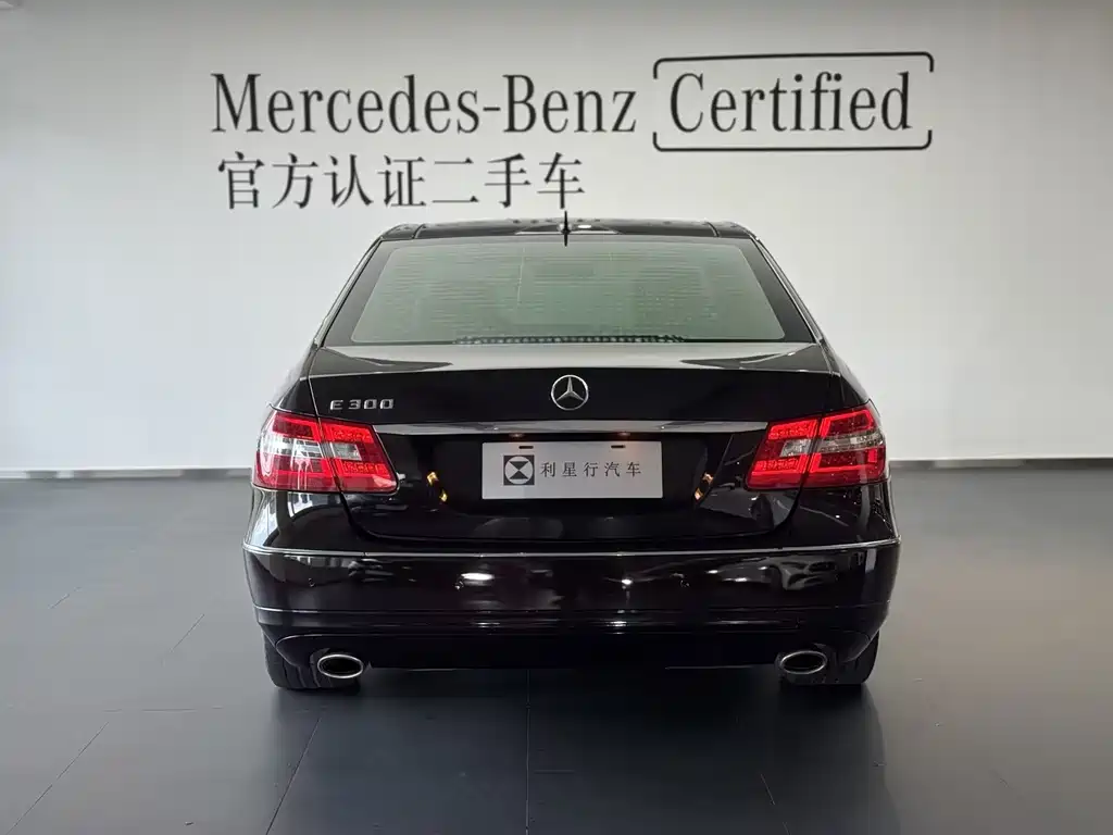 Mercedes-Benz E-Class (Import) — миниатюра 3