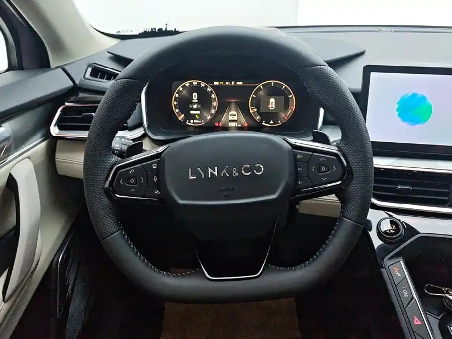 Lynk & Co 06 — миниатюра 15