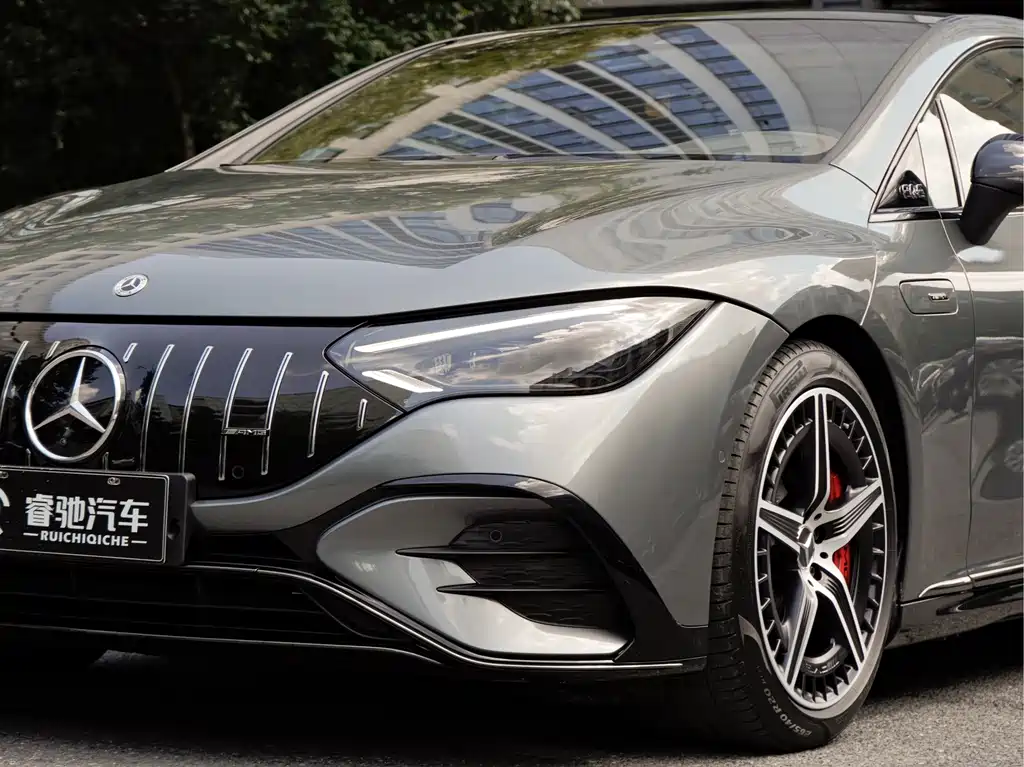 Mercedes-Benz EQE AMG — миниатюра 7