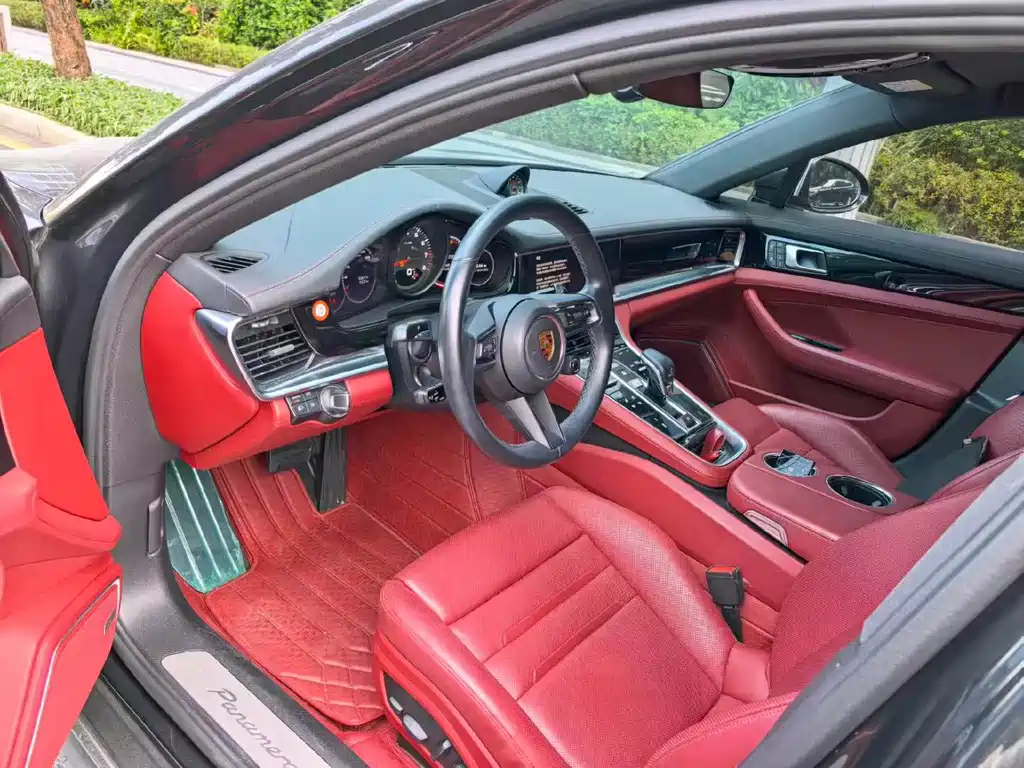 Porsche Panamera — миниатюра 4