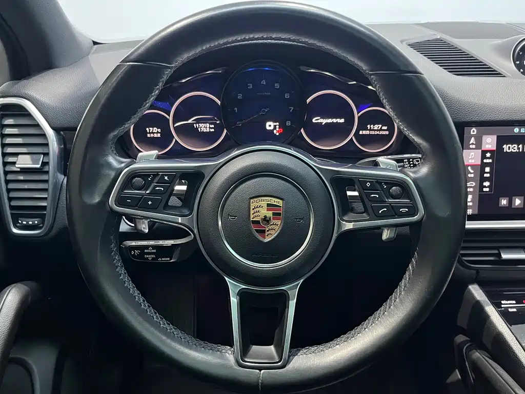PORSCHE CAYENNE