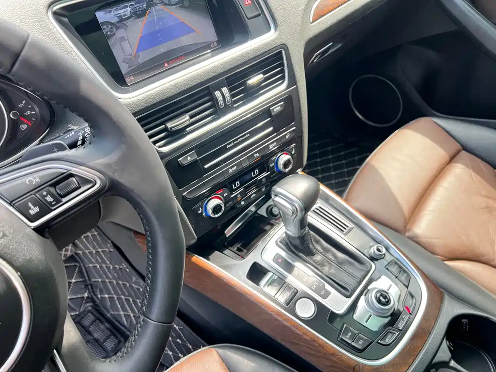 Audi Q5 — миниатюра 10