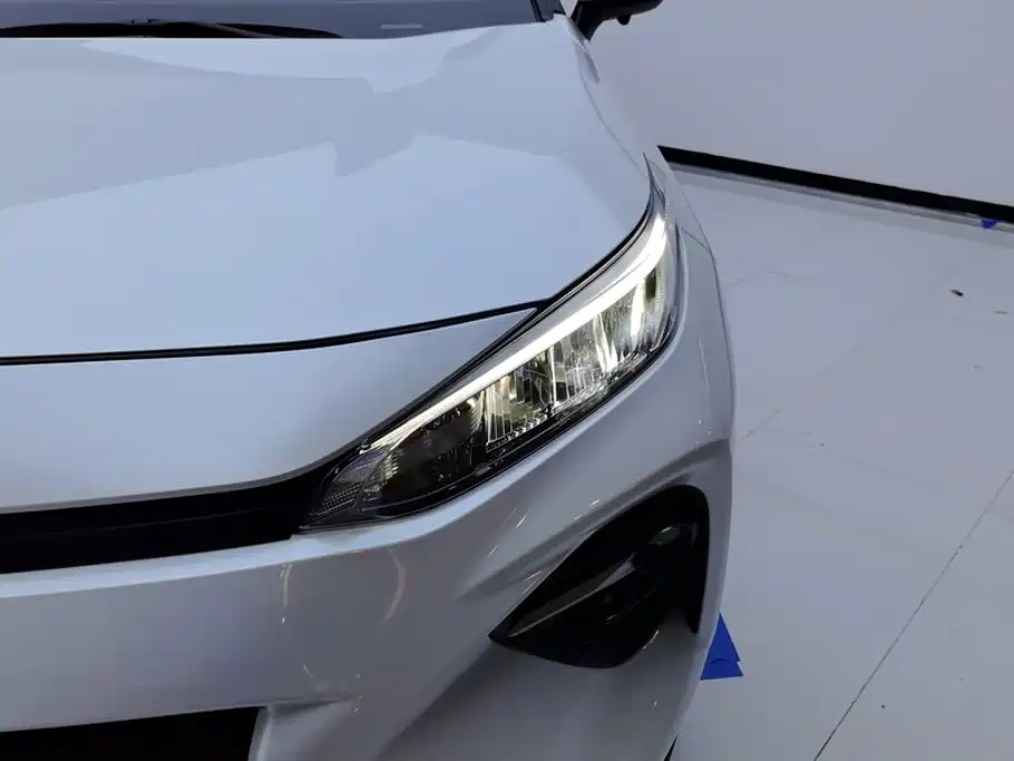 Toyota Wildlander — миниатюра 5
