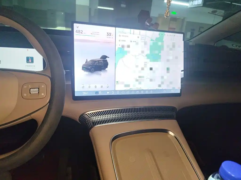 XPeng X9 — миниатюра 14