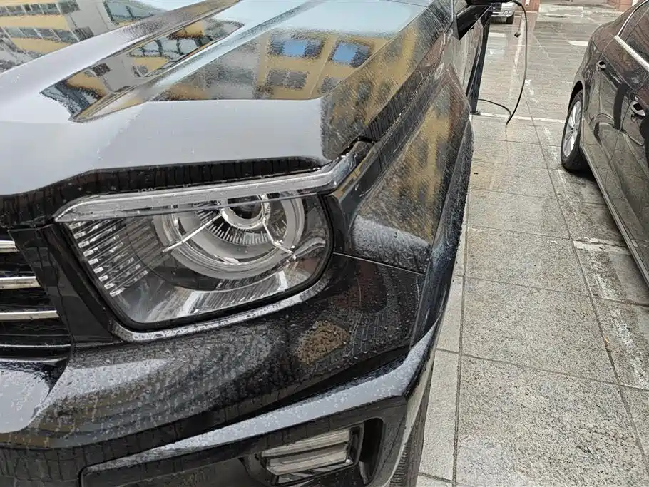 TANK TANK 700 NEW ENERGY