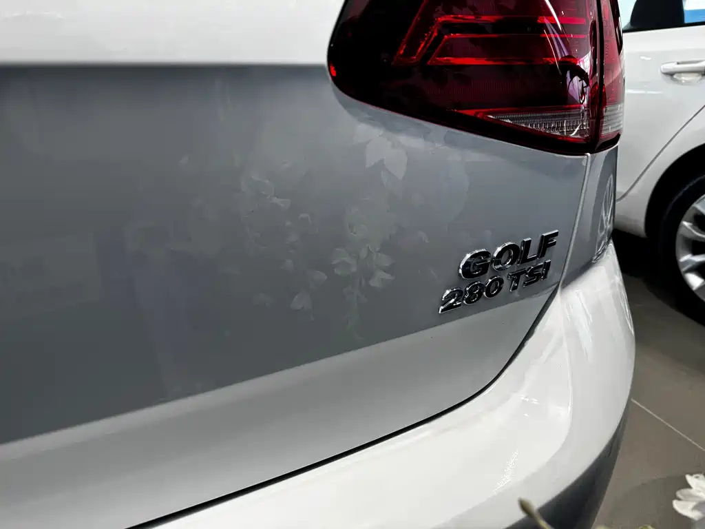 Volkswagen Golf — миниатюра 5