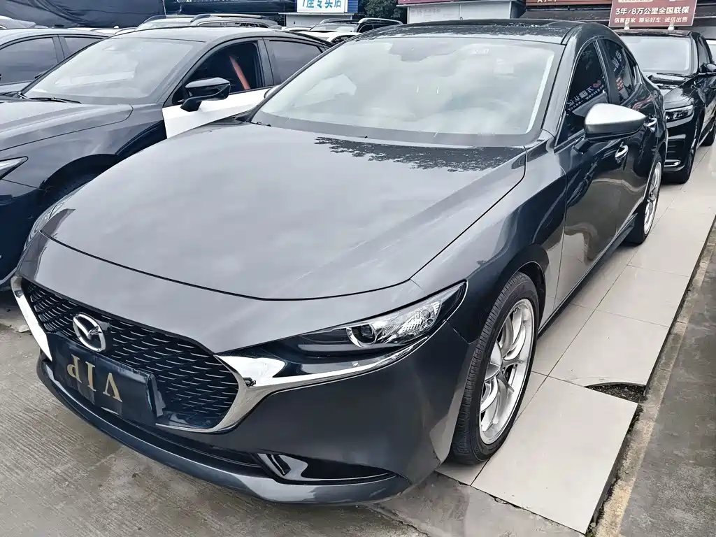 Mazda 3 Axela 2022