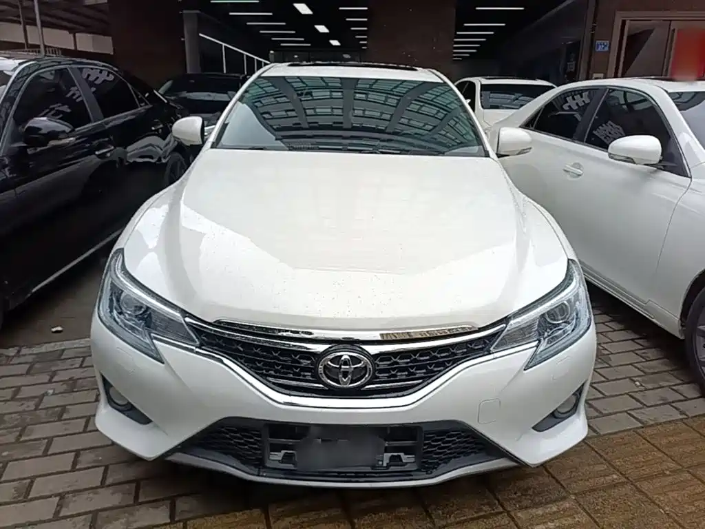 Toyota Reiz 2013 2.5V