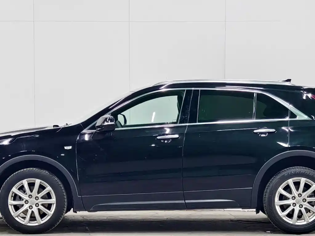 Cadillac XT4 2021 28T Luxury