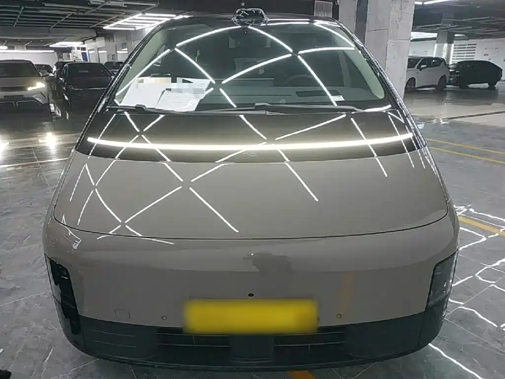 Li Auto Li MEGA — миниатюра 3