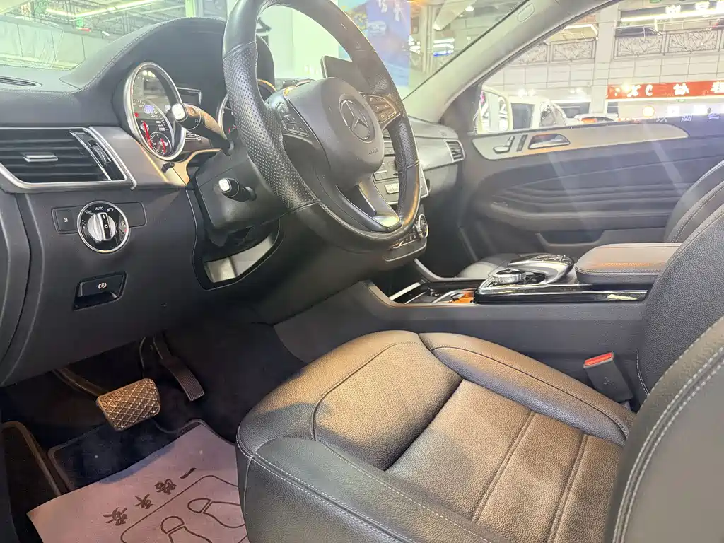 Mercedes-Benz GLE 2015 GLE 400 4MATIC SUV