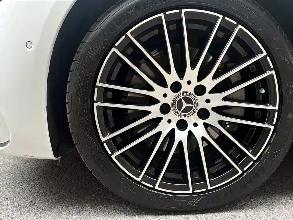 Mercedes-Benz C-Class C 2025 C 260 L Sport