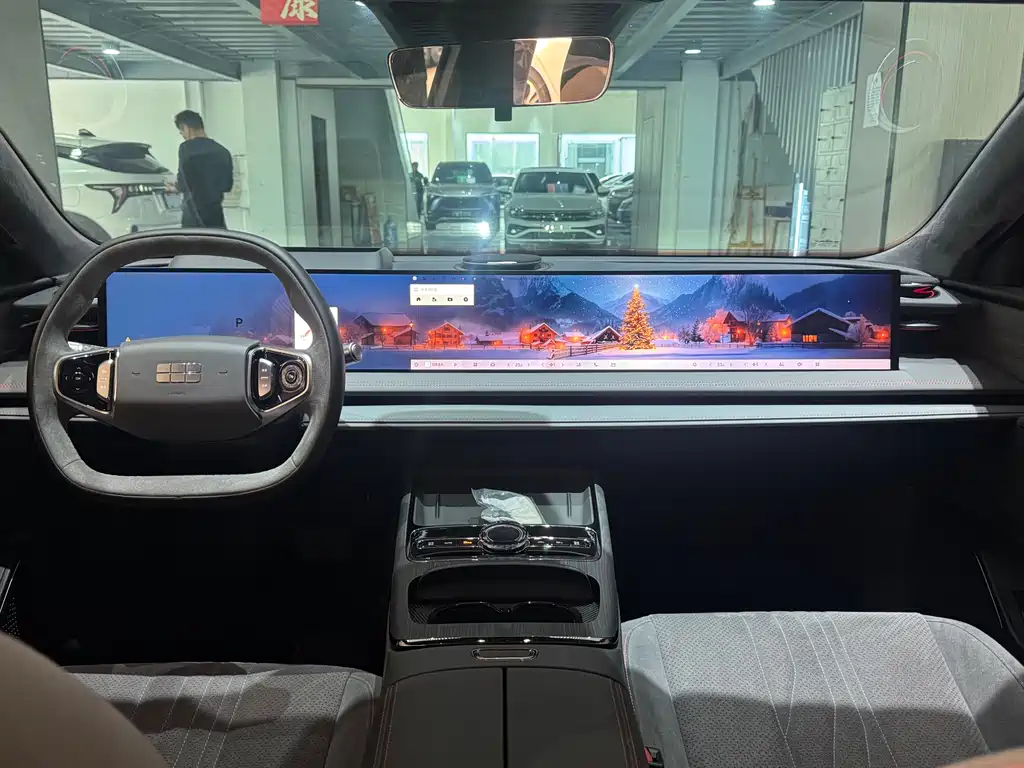 GEELY GALAXY GALAXY E8