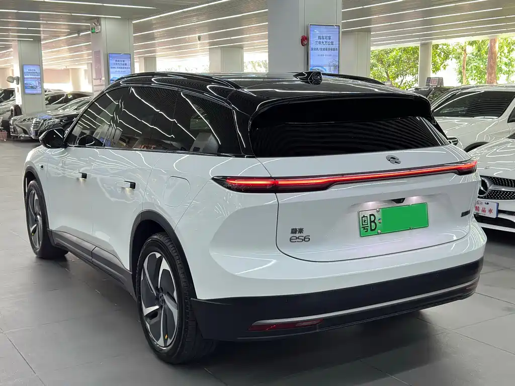NIO ES6 — миниатюра 14