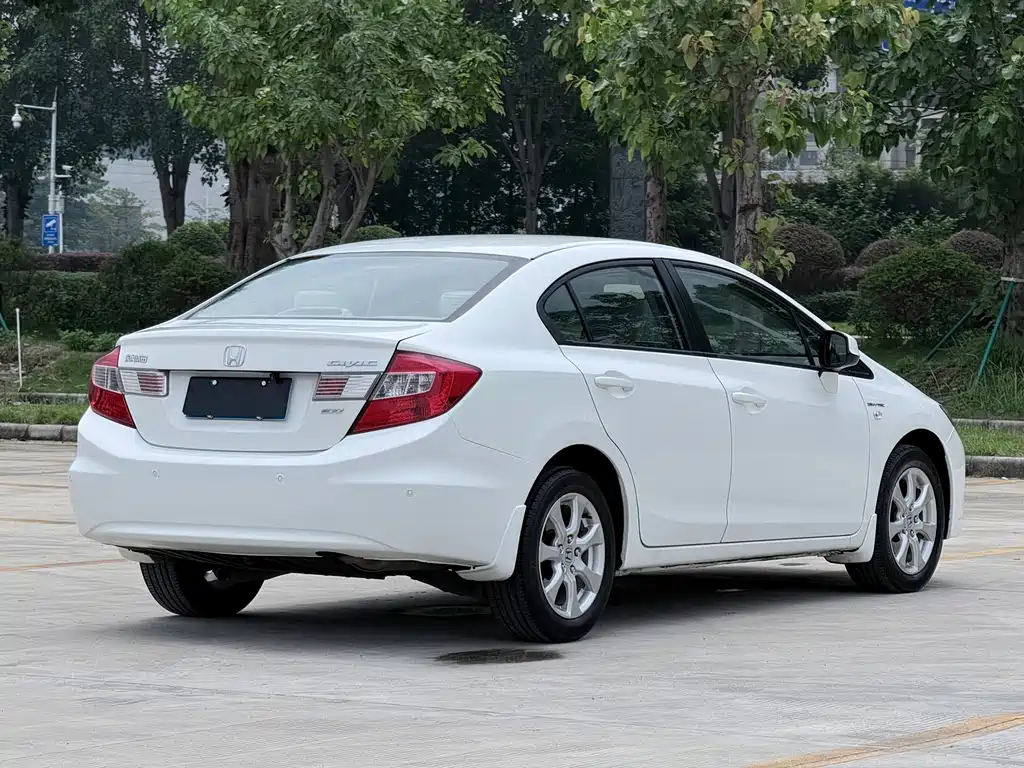 Honda Civic — миниатюра 4