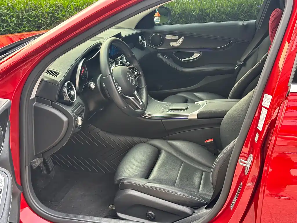Mercedes-Benz C-Class — миниатюра 4
