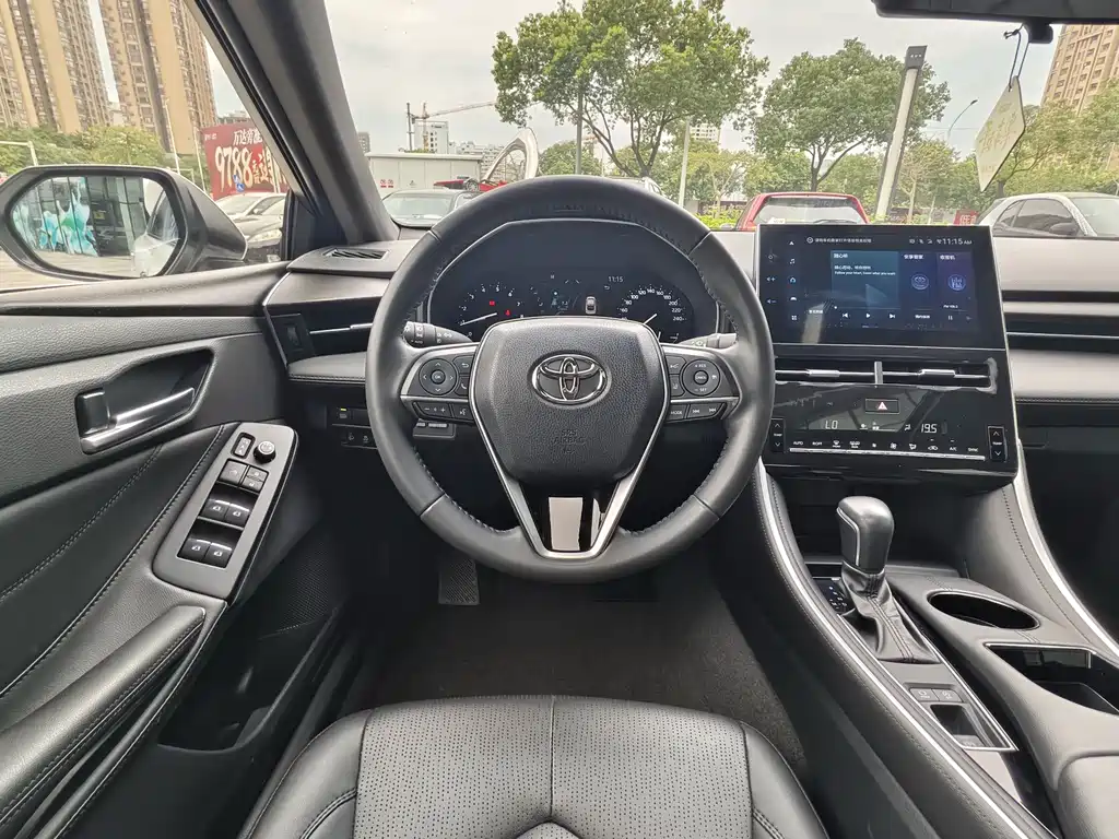Toyota Avalon — миниатюра 17