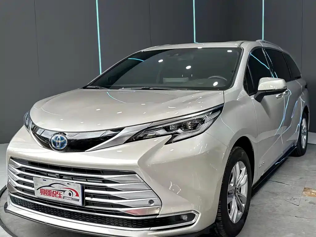 Toyota Sienna 2021 2.5L