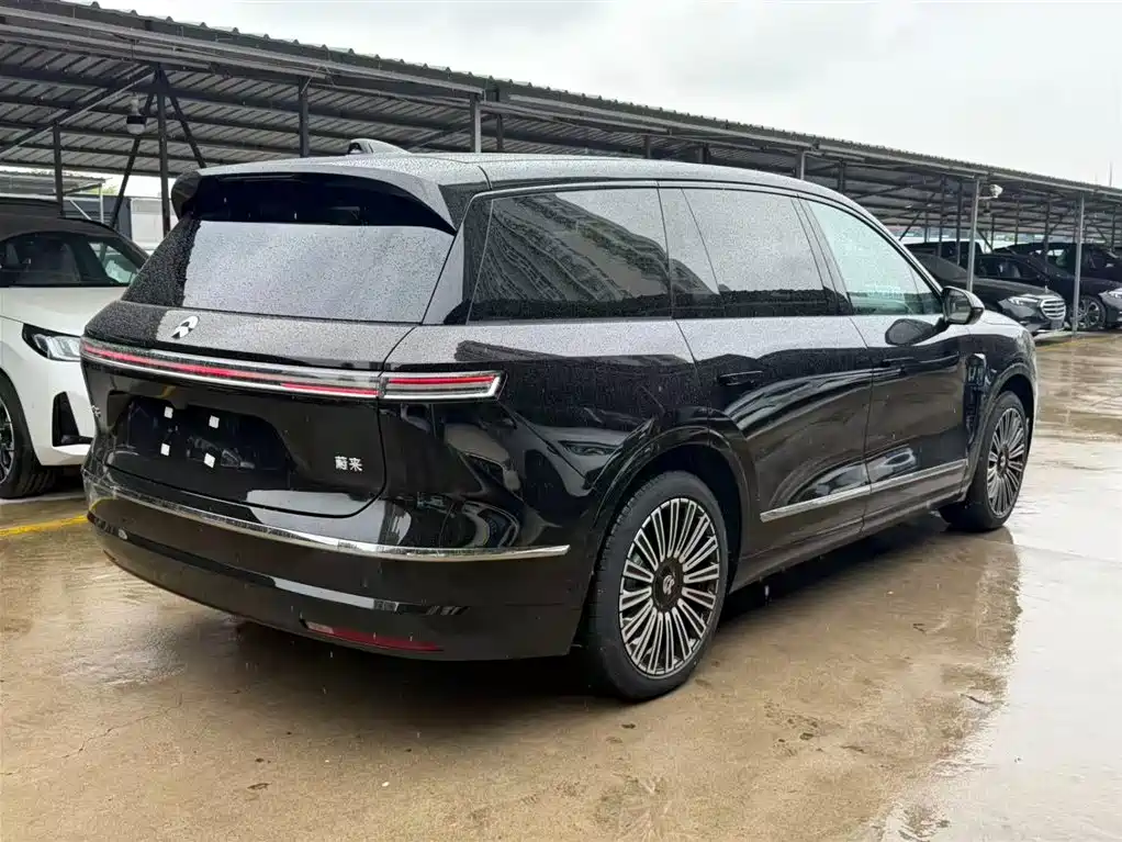 NIO ES8 2026 мест Executive Luxury