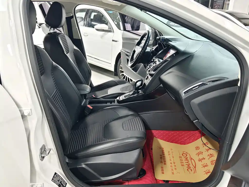 Ford Focus — миниатюра 8