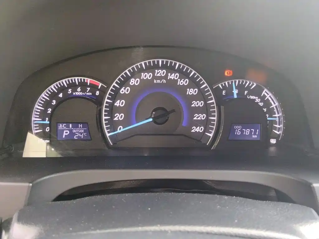Toyota Camry 2015 2.0G Lead