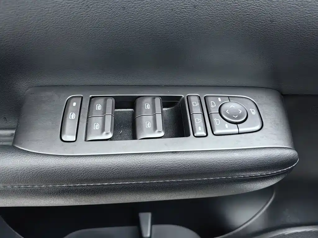 Wuling Xingguang S — миниатюра 9