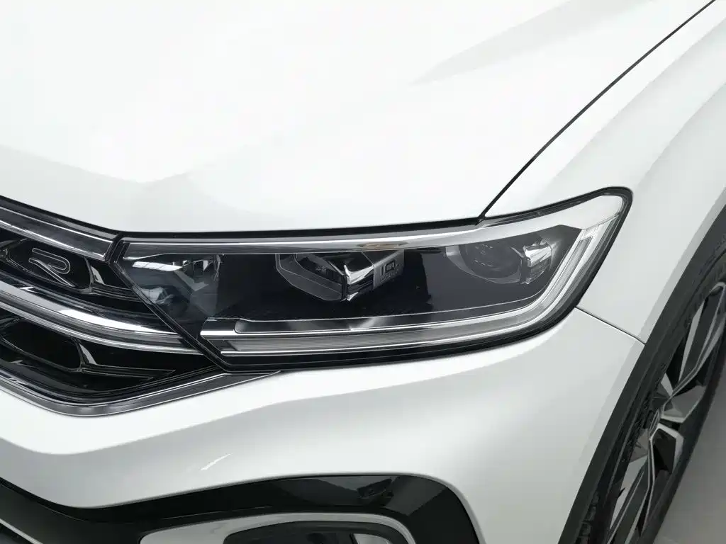 Volkswagen T-Roc — миниатюра 7