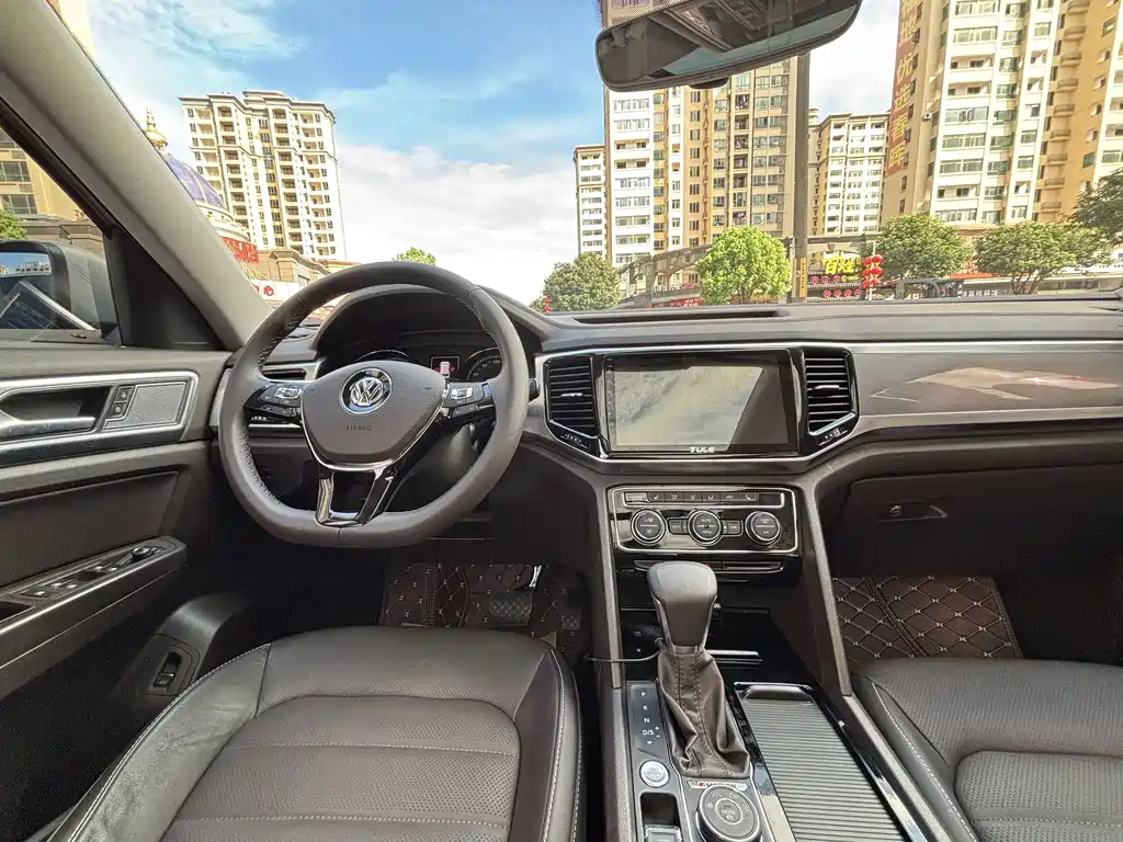 Volkswagen Teramont — миниатюра 8
