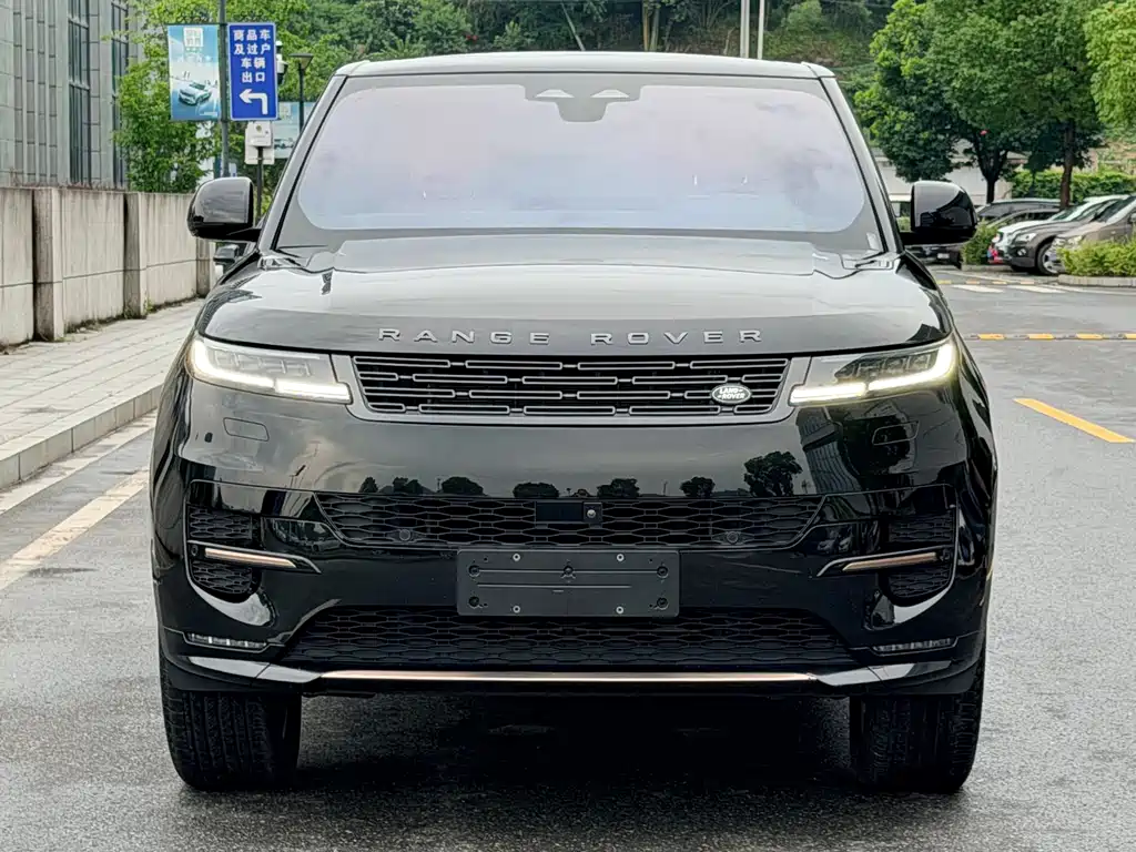 Land Rover Range Rover Sport 2024 400PS Dynamic SE