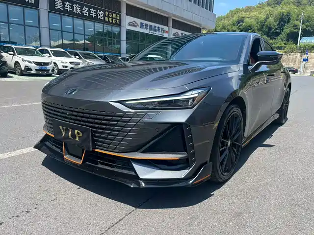 CHANGAN  UNI V 2023